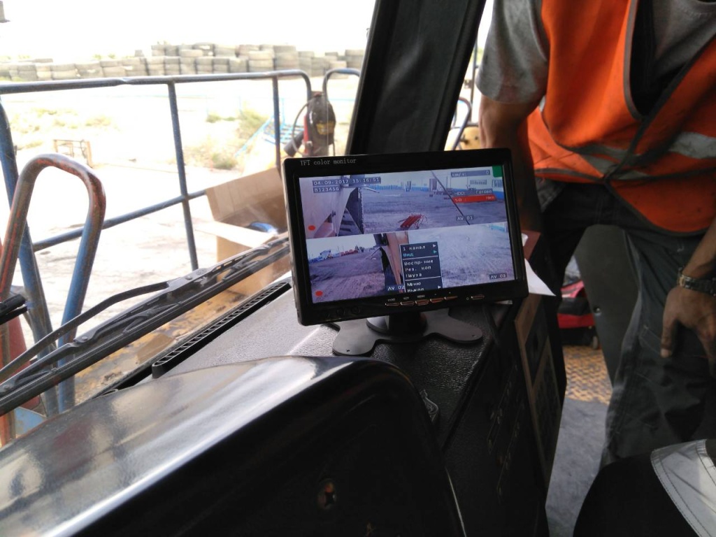 r140917_2.jpg