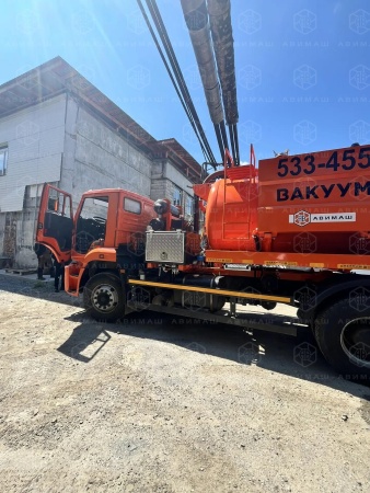 Илосос АВИ 8+1 на шасси Камаз 53605