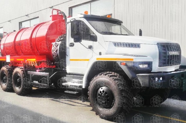 Автоцистерна АКН-10 на УРАЛ NEXT 4320-72 (КО-505)