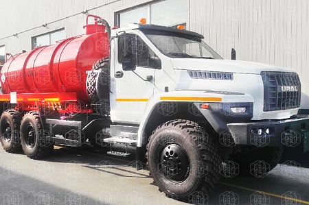 Автоцистерна АКН-10 на УРАЛ NEXT 4320-72 (КО-505)