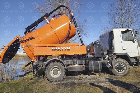 Автоцистерна вакуумная илососная АВИ-8 на МАЗ 534025 (Jurop PNR-124)