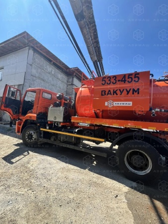 Илосос АВИ 8+1 на шасси Камаз 53605